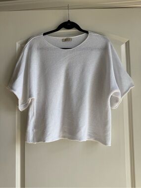 Relaxed White Short-Sleeve Knit Top